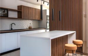 Amazing Home In Bartici With Wifi 