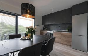 Lovely Home In Barbarici Kravarski With Sauna 