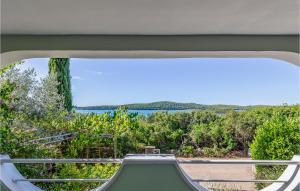 Nice Apartment In Pula With Kitchen