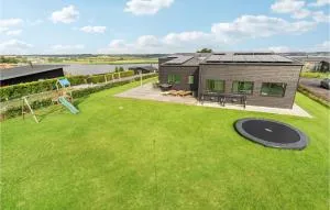 Lovely Home In Løgstrup With Wifi - Løgstrup