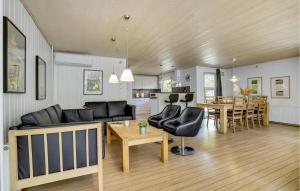 5 Bedroom Awesome Home In Væggerløse