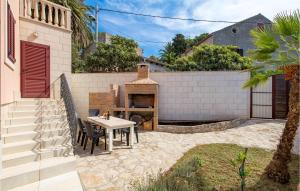 Awesome Apartment In Veli Losinj