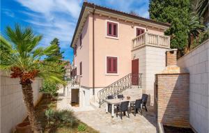 Awesome Apartment In Veli Losinj
