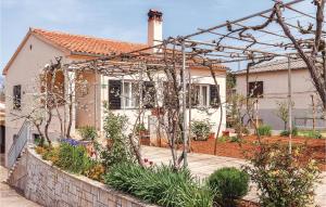 1 Bedroom Awesome Apartment In Pula 