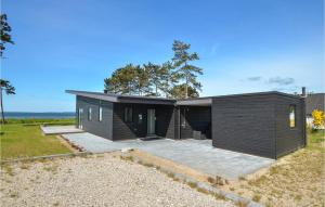 Three-Bedroom Holiday Home In Ebeltoft