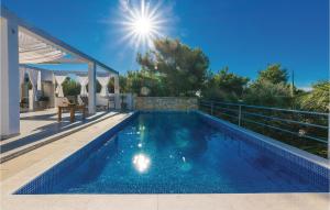 One-Bedroom Apartment In Vir