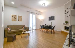 Gorgeous Apartment In Balestrate