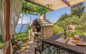 Gorgeous Home In Mimice With House Sea View 
