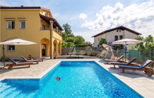 Cozy Home In Icici With House Sea View