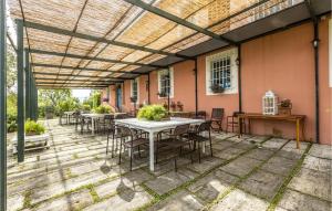 2 Bedroom Nice Apartment In Lazzeretto