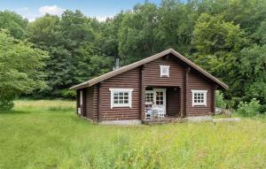 2 Bedroom Cozy Home In Mariager