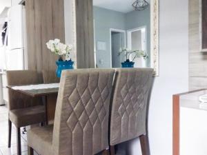 Apto Térreo para Famílias - Conforto e Ar-condicionado Próx às Praias de Balneário Camboriú!