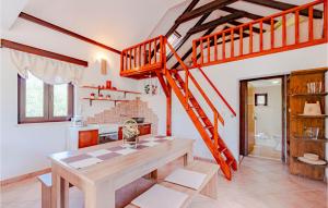 Beautiful Home In Ston With Wifi 