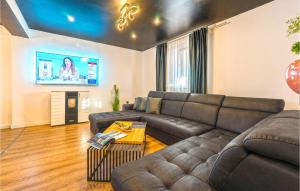 Beach Front Home In Vir