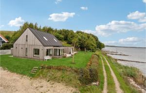 Cozy Home In Fredericia With Wifi