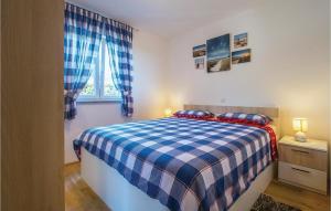 2 Bedroom Awesome Apartment In Labin