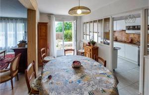 Amazing Home In Les Sables Dolonne