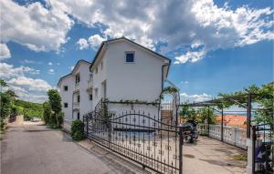 Lovely Apartment In Crikvenica