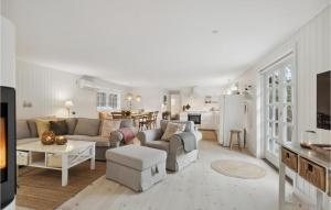 Cozy Home In Jerup With Wifi