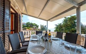 Apartment Zavalatica Iv