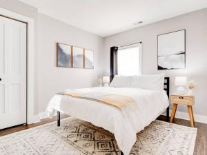 Cozy 1-Bedroom Retreat, New Remodel, Fast Wi-Fi