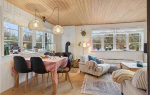 Cozy Home In Haderslev With Wifi