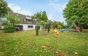 Amazing Apartment In Rechlin With Sauna - Buchholz