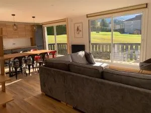 Charmant appartement, grand balcon, vue montagne - Bois Barbu