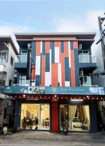 Taw Win Place - Наг-Донг