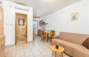 Gorgeous Apartment In Krk With Wifi