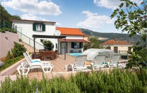 Pet Friendly Home In Klis