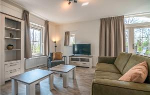 Cozy Home In Den Ham With Kitchen