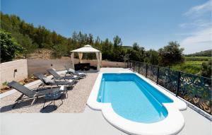 2 Bedroom Gorgeous Home In Smokvica