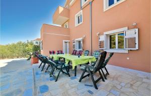 Holiday Home Okrug Donji With Sea View 05