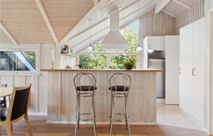 Gorgeous Home In Fårevejle With Sauna