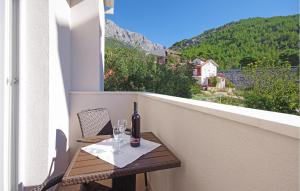 Awesome Home In Drvenik With Wifi 