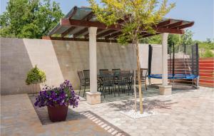 Amazing Home In Poljica Imotska