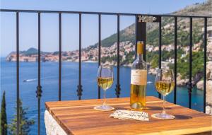 1 Bedroom Cozy Apartment In Dubrovnik