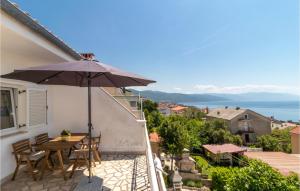 Lovely Apartment In Novi Vinodolski With Wifi 