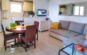 2 Bedroom Gorgeous Home In Gata 