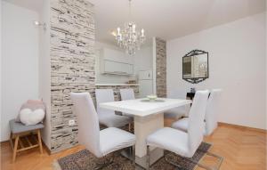 Amazing Apartment In Makarska