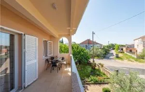 3 Bedroom Cozy Apartment In Zadar - Bokanjac