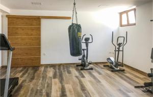 Cozy Apartment In Pula With Wifi