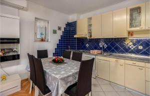 Amazing Apartment In Novi Vinodolski 