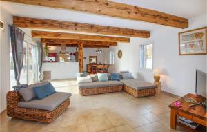 Maisons de vacances Lovely Home In Pourrieres : photos des chambres