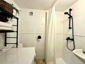 Luxury Suites Mere by Rikas Hotels