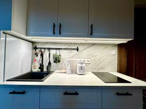 Luxury Suites Mere by Rikas Hotels