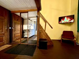 Luxury Suites Mere by Rikas Hotels