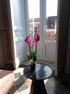 Gorgeous flat with Opera view