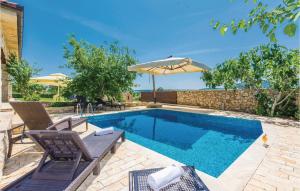 Gorgeous Home In Gorica With Kitchen 